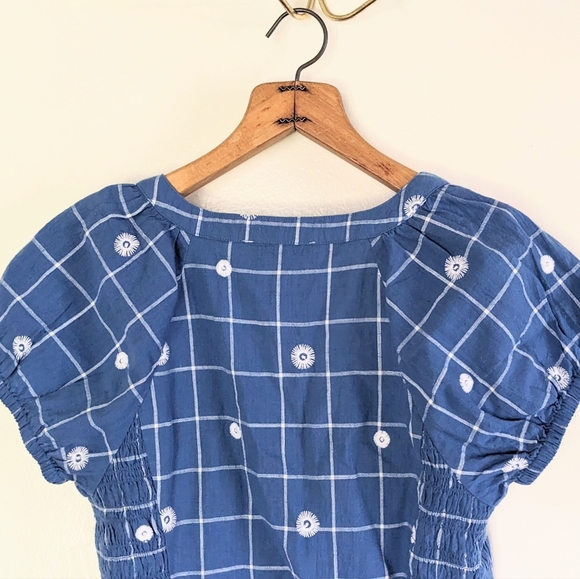 Sold! NWT Embroidered Puff-Sleeve Crop Top in Windowpane - Picture 12 of 16